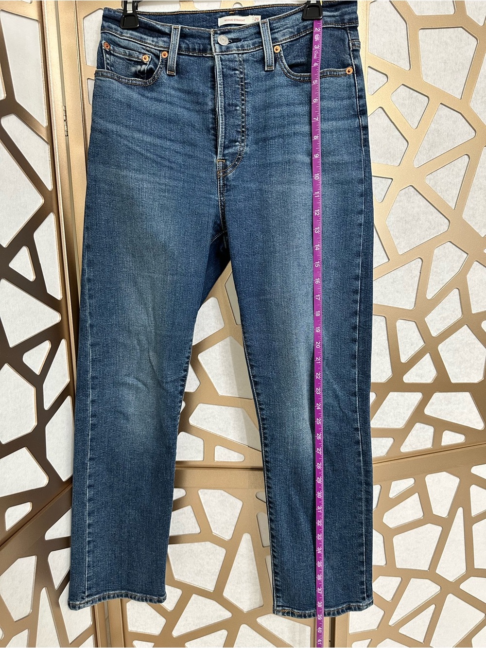 Levi’s women’s Blue Denim Jeans - Classic wedgie Fit